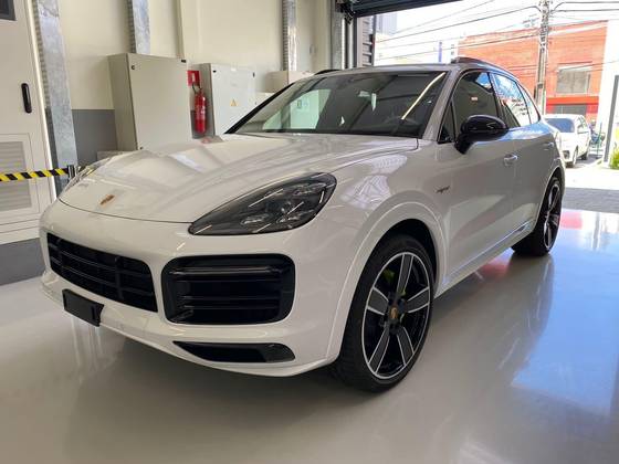PORSCHE CAYENNE 3.0 V6 E-HYBRID PLATINUM EDITION AWD TIPTRONIC S
